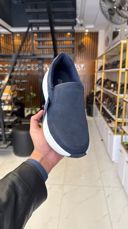 SP 197 ARCH SLIP ON